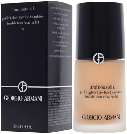 Giorgio Armani Luminous Silk Foundation - # 5.2 (Medium, Neutral) 30ml/1oz